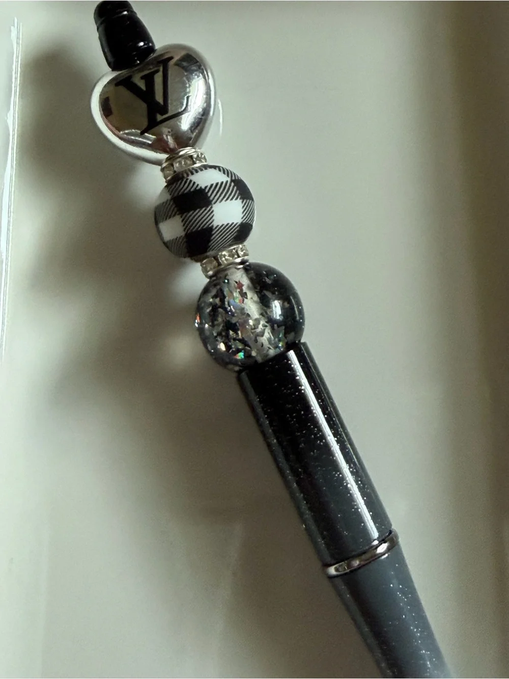 BEADED PEN
